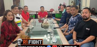 เป็กโก้ เตาปูน เซียนมวยชื่อดังเข้ากราบขอโทษ เสี่ยเน้า ที่ปาขวดในศึกมวยมันส์วันศุกร์